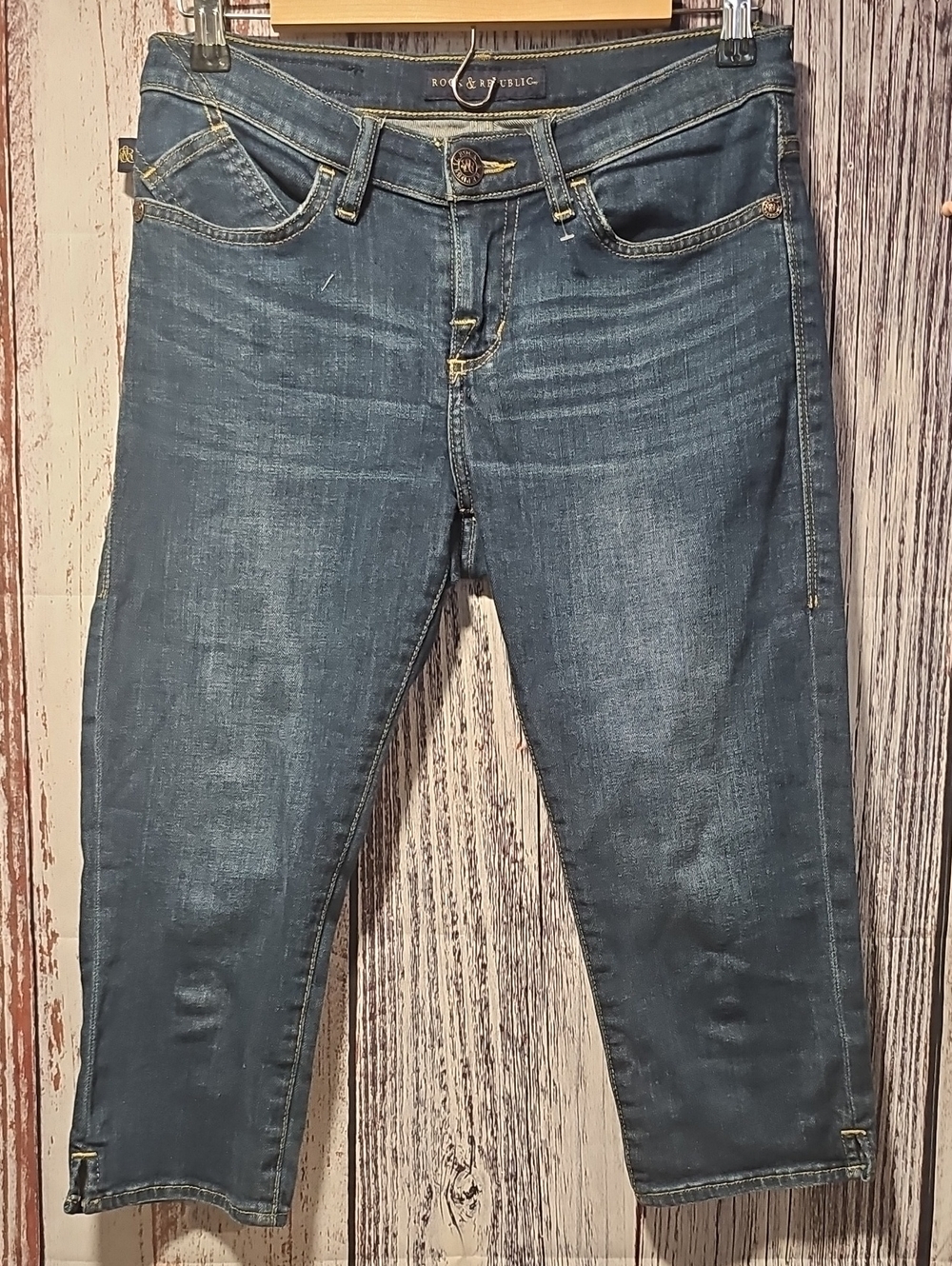 Rock & Republic Women's Cropped Dark Blue Stretch Jeans
